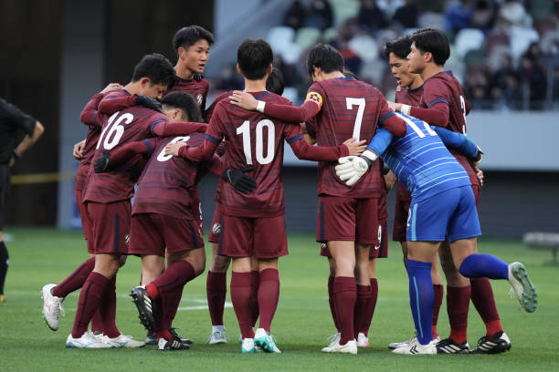 更为积极向 更为积极向