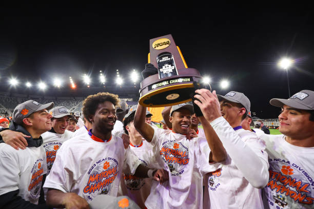 这背后是否 这背后是否