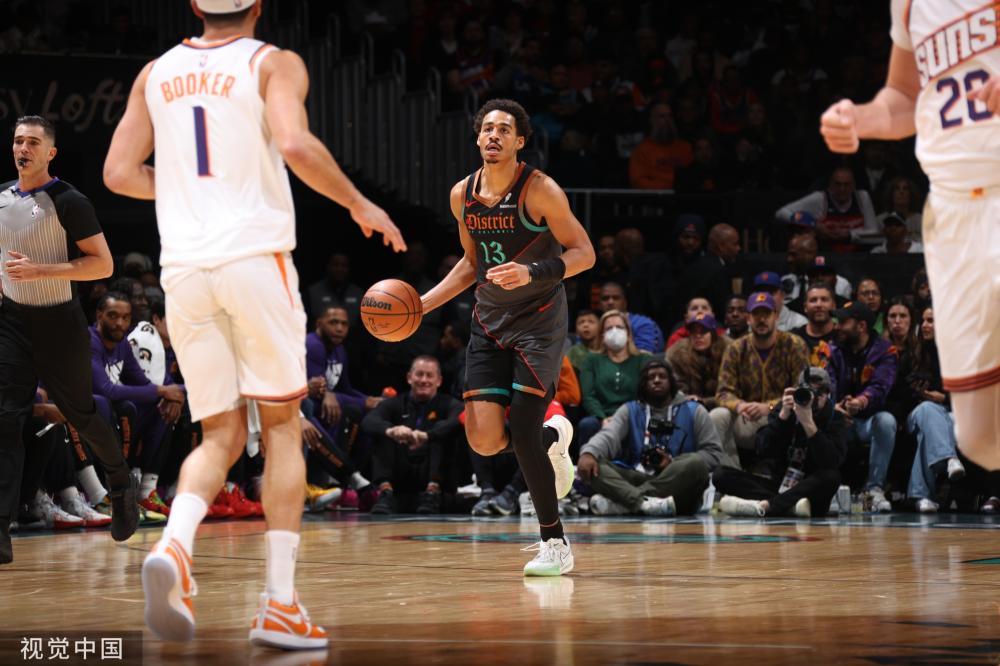 在绿茵场上 在绿茵场上