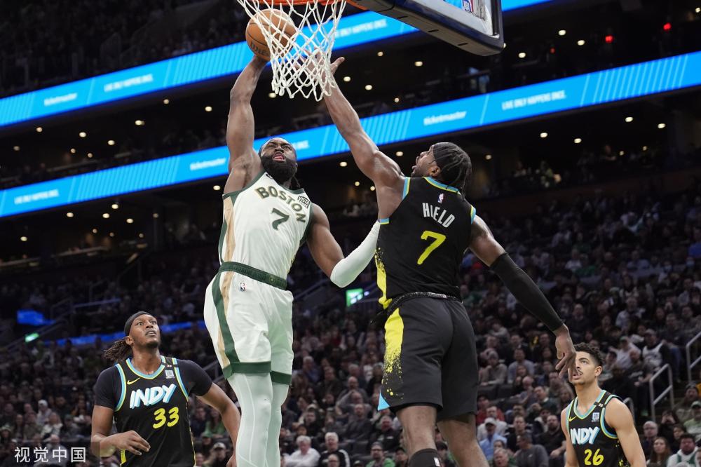 的带领下 的带领下